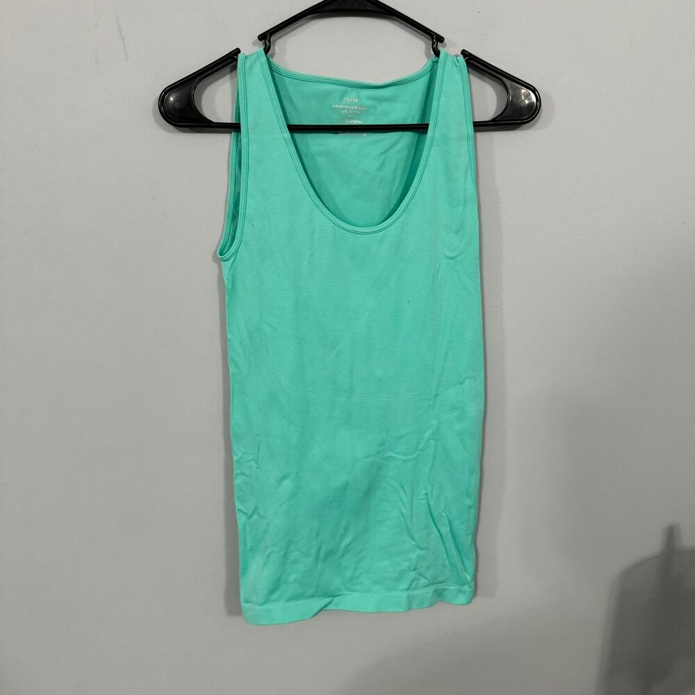 Zenana Stretchy Tank Top Undershirt Layering Camisole Size Small / Medium